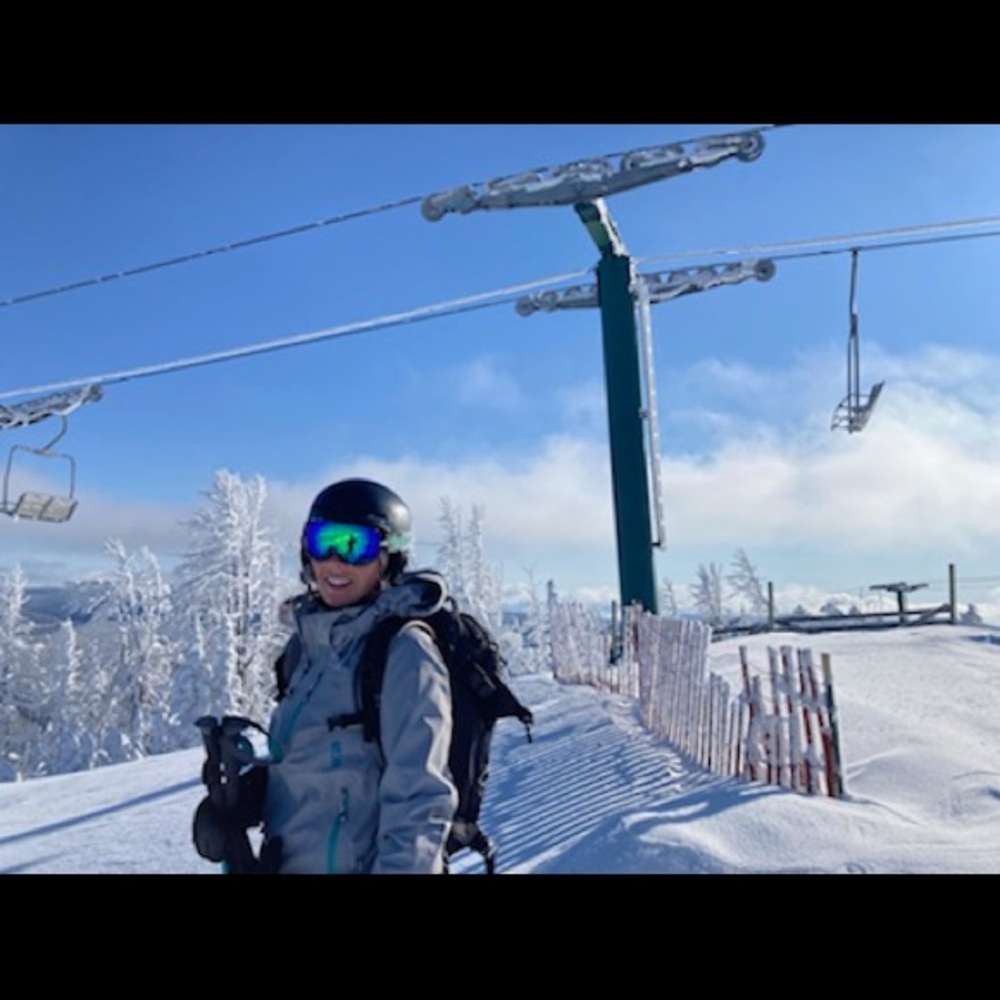 Meet your Posher, Andrea